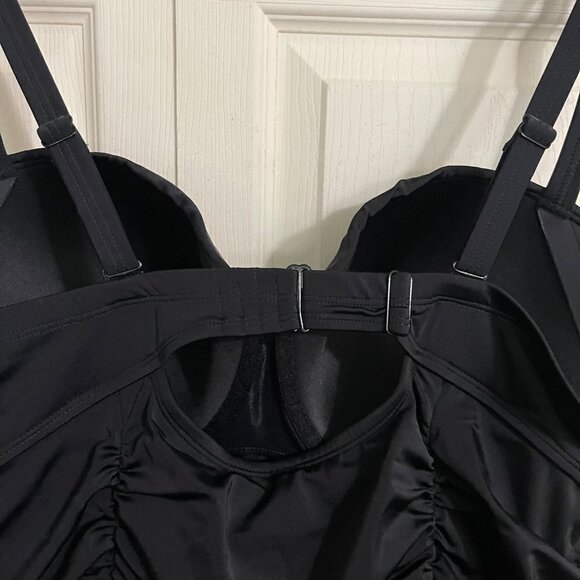 Torrid Womens Black NWT Underwire Ruched Retro Mid-Length Swim Dress 3X DD/F - Picture 9 of 12